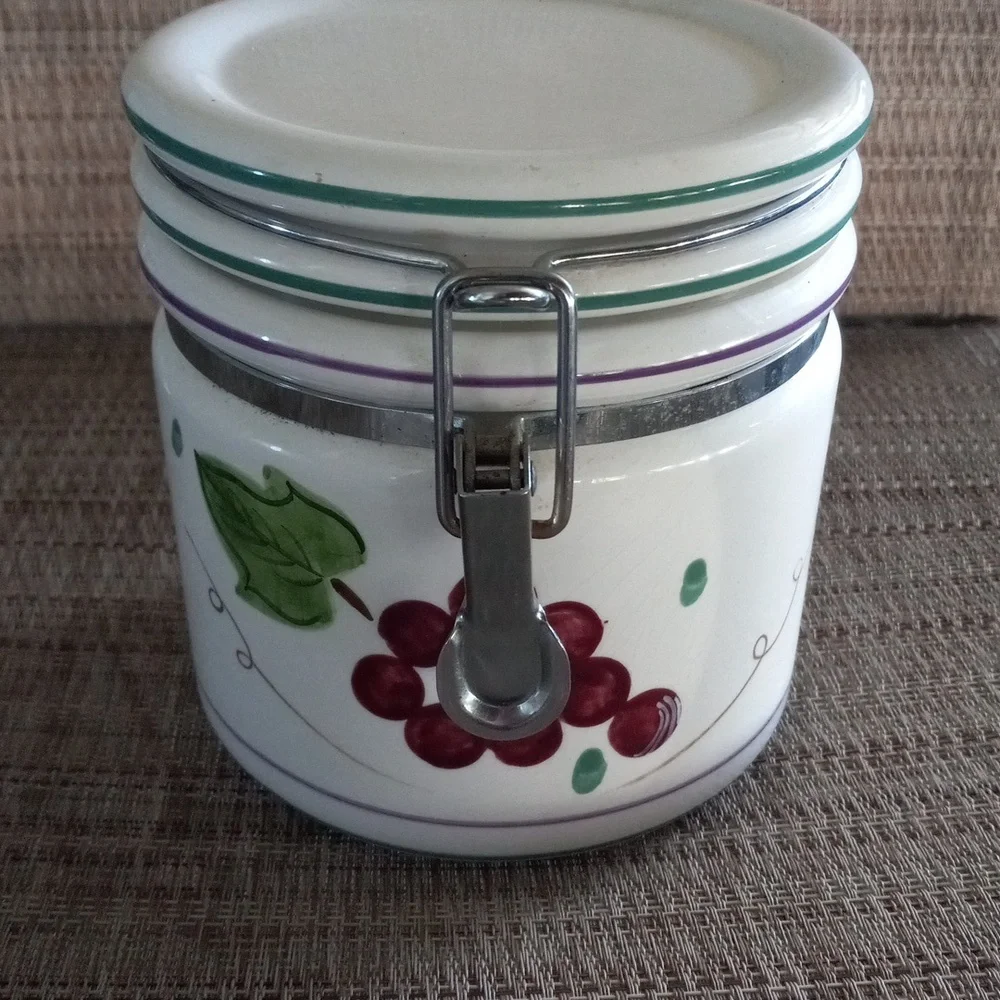 CIC Certified Ceramic Small Mason Storage Container